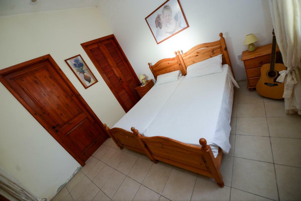 Tal-Masklu Farmhouse Għarb Esterno foto