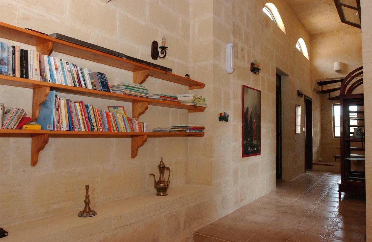 Tal-Masklu Farmhouse Għarb Esterno foto